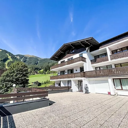 Schihuette By Interhome Apartamento Zell am See